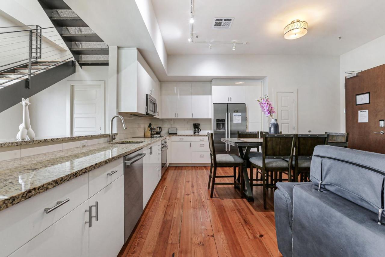 2 Bedroom Elegant Condos In Downtown New Orleans Exterior photo