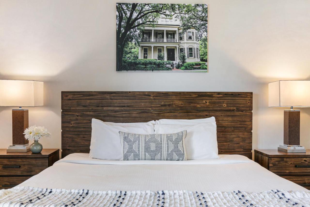 2 Bedroom Elegant Condos In Downtown New Orleans Exterior photo