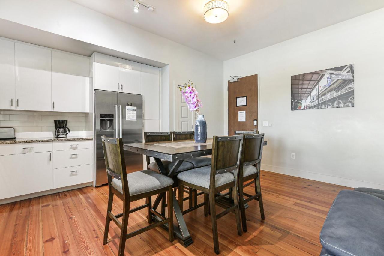 2 Bedroom Elegant Condos In Downtown New Orleans Exterior photo