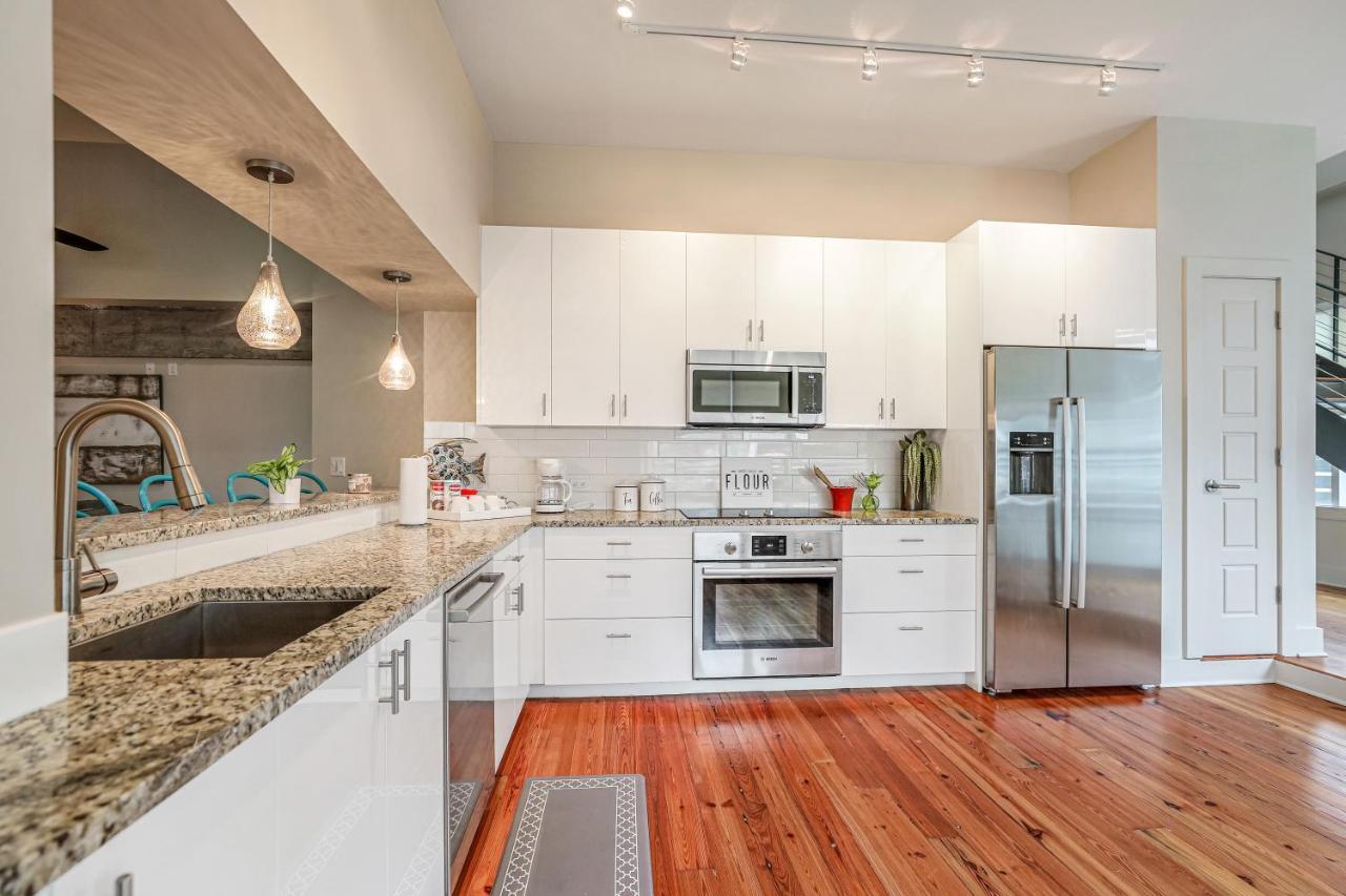 2 Bedroom Elegant Condos In Downtown New Orleans Exterior photo