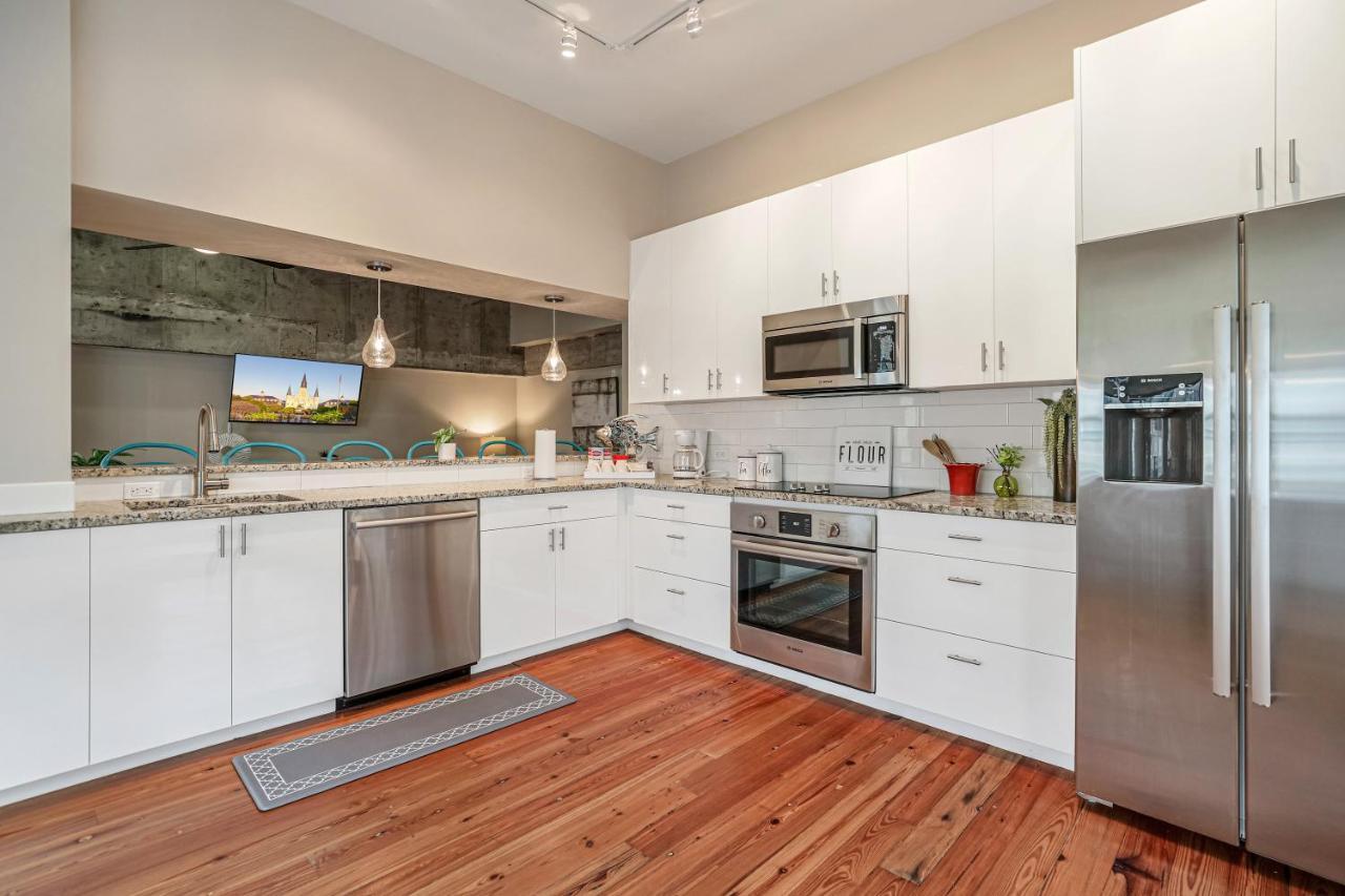 2 Bedroom Elegant Condos In Downtown New Orleans Exterior photo