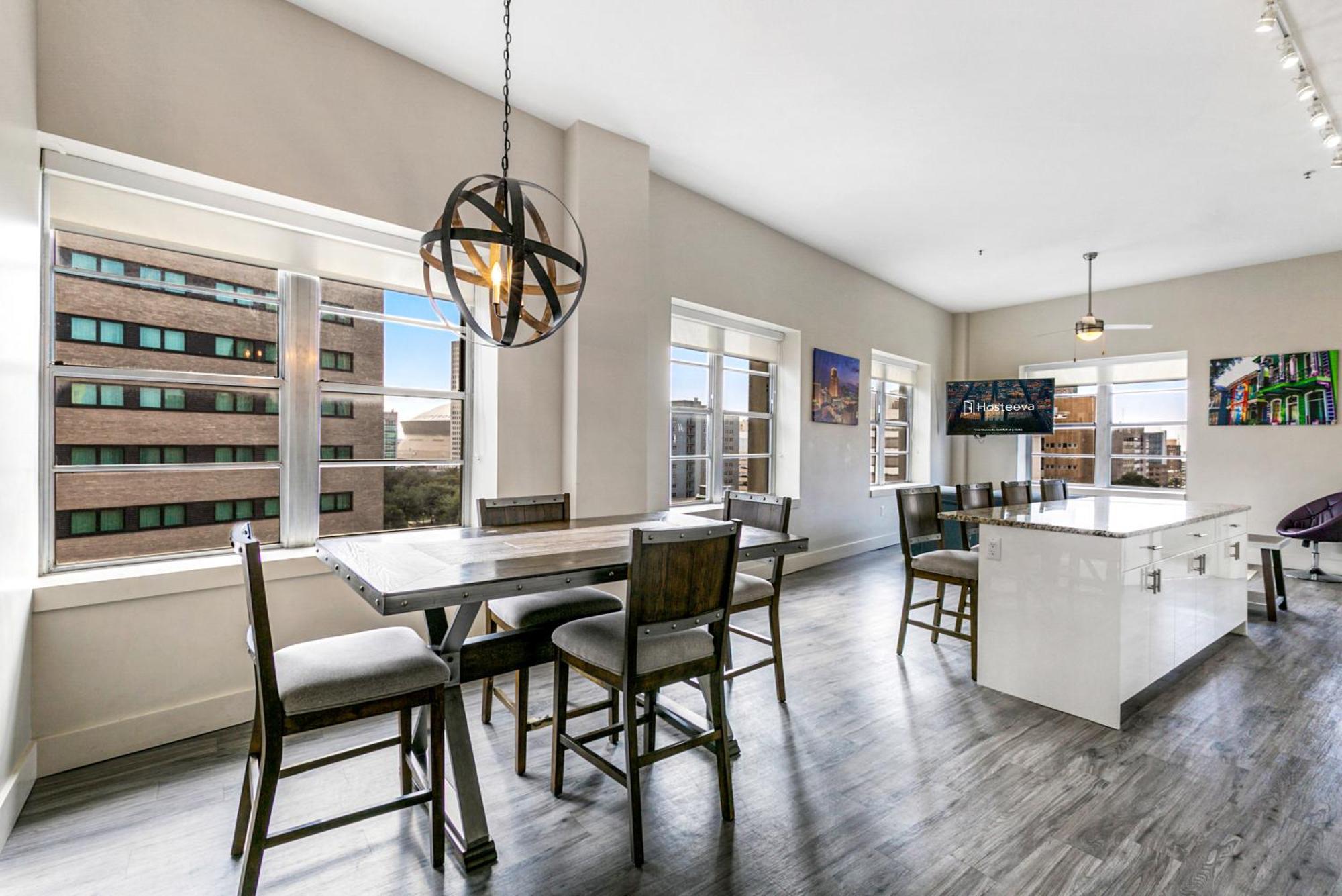 2 Bedroom Elegant Condos In Downtown New Orleans Exterior photo